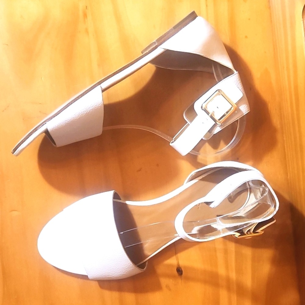 Chloé Cream Leather Ankle Strap Flats - Picture 2 of 14